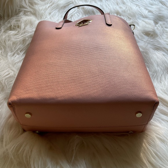 Kate Spade New York Suzy Medium North South Crossbody Tote in Cosmetic Pink - Picture 3 of 16